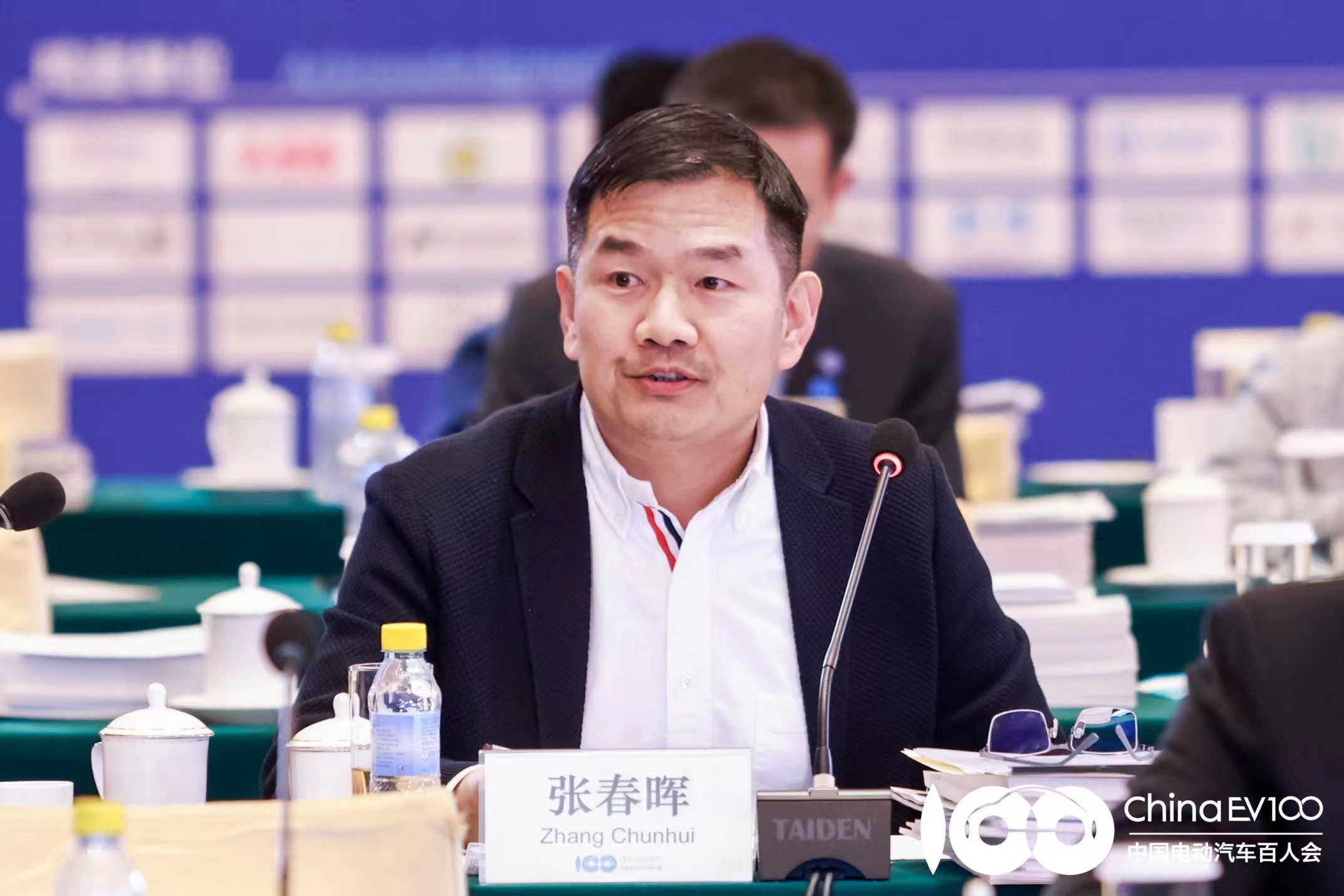 1124950296.jpg 1124950296.jpg