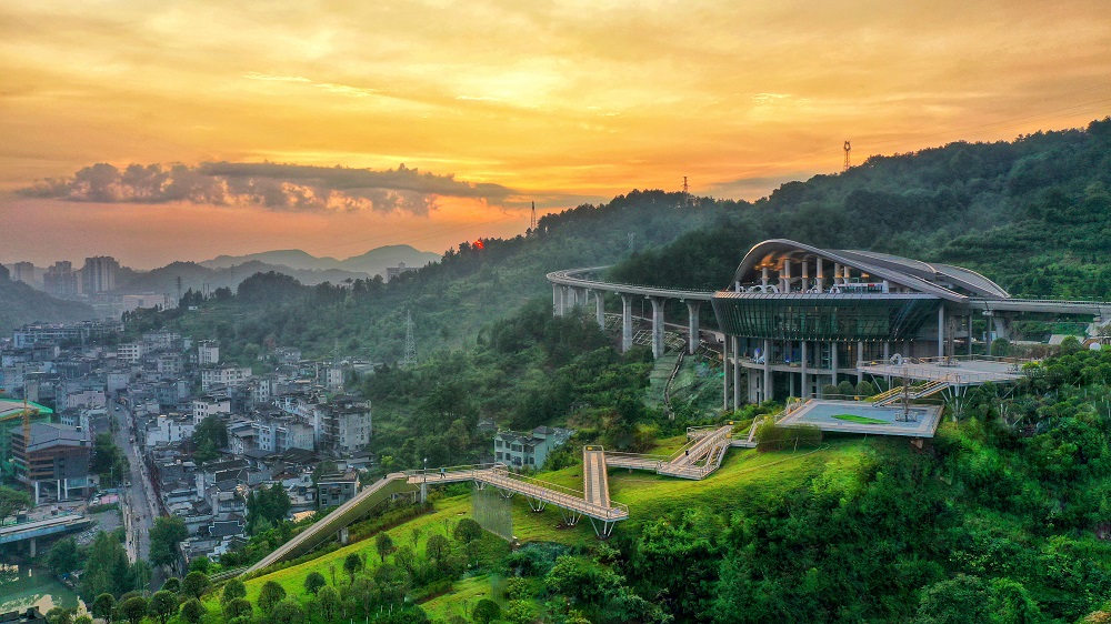 1凤凰之眼醉夕阳.JPG 1凤凰之眼醉夕阳.JPG