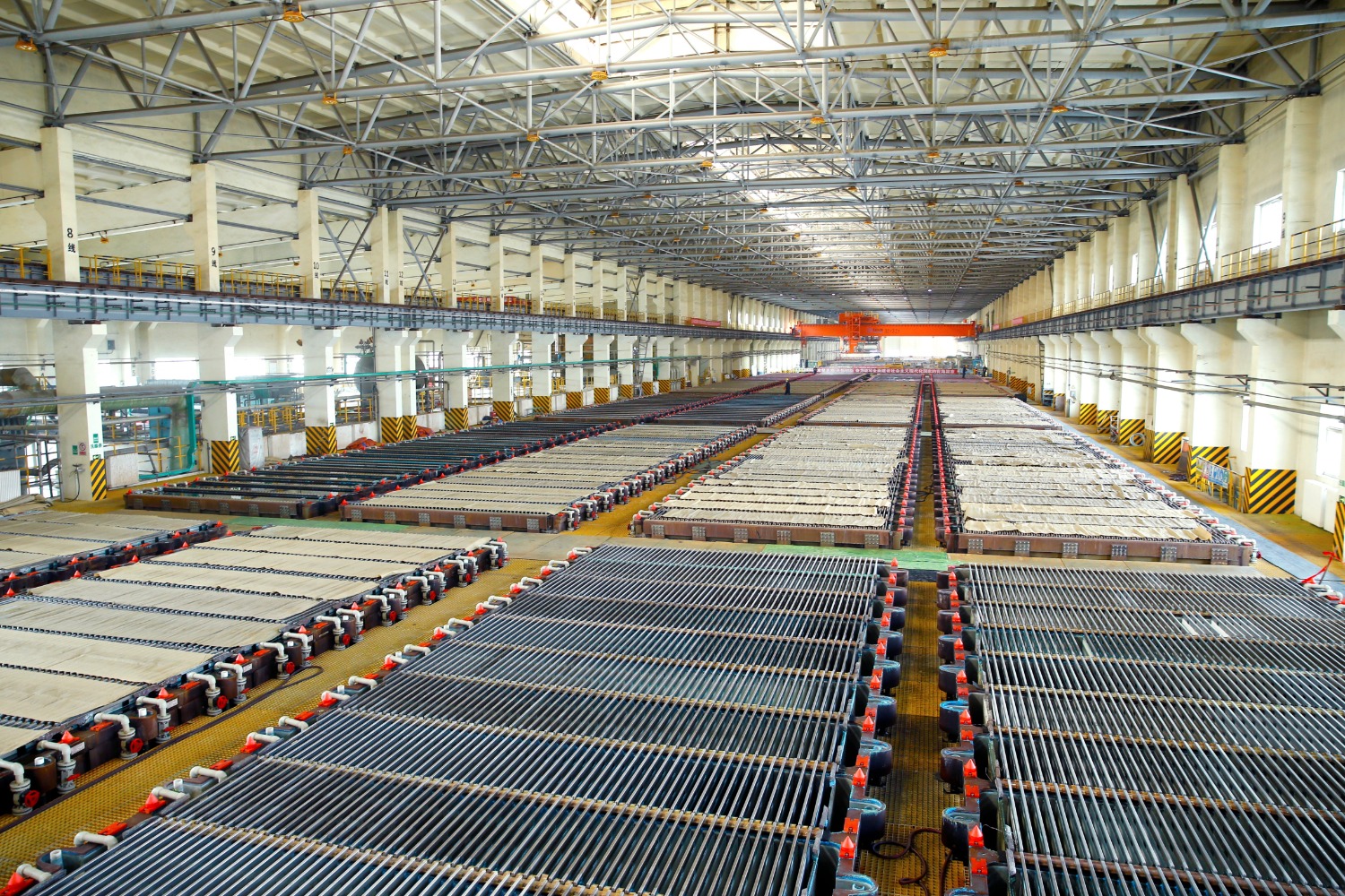 西部矿业青海铜业公司电解车间.jpg 西部矿业青海铜业公司电解车间.jpg