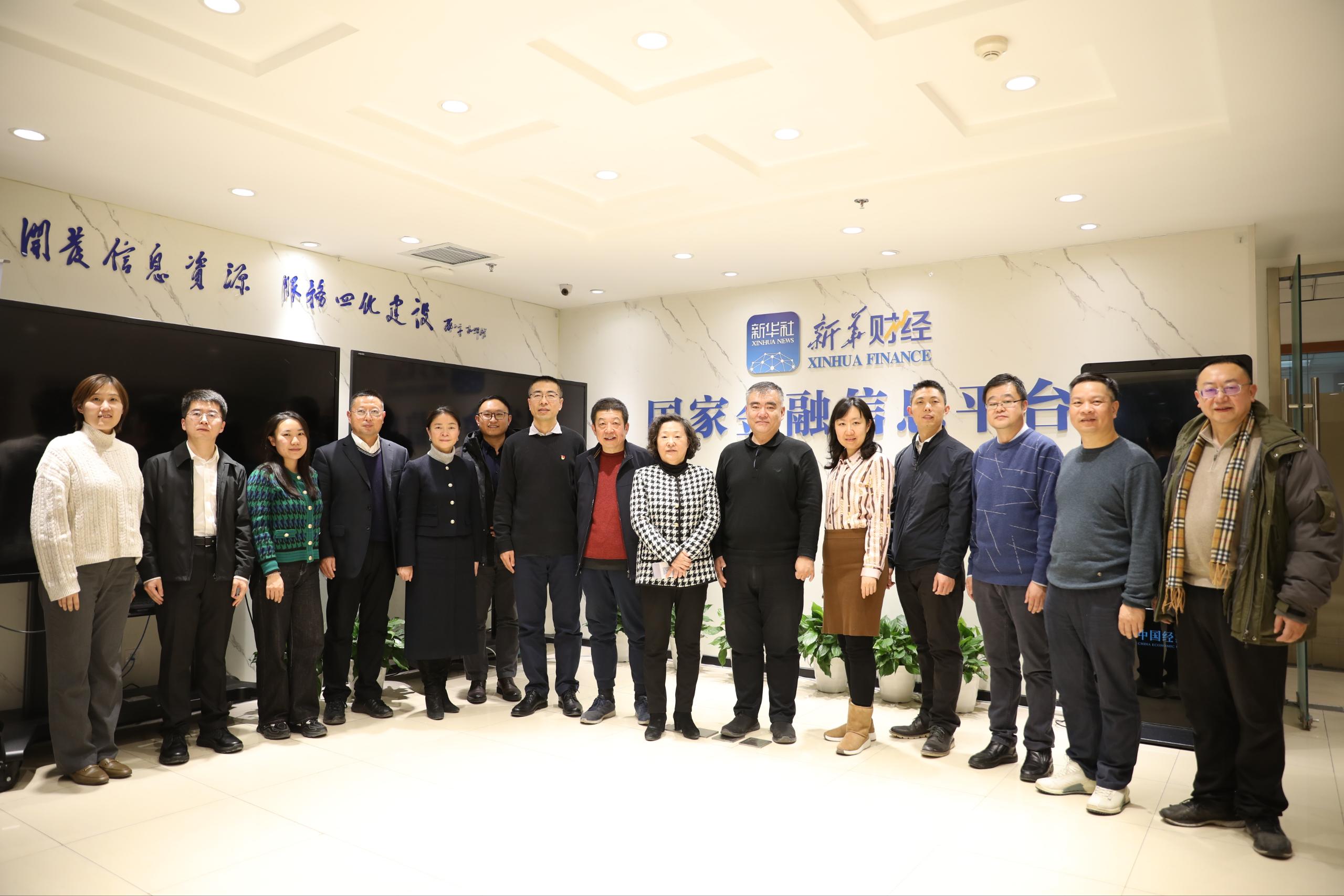 铁矿石2.jpg 铁矿石2.jpg