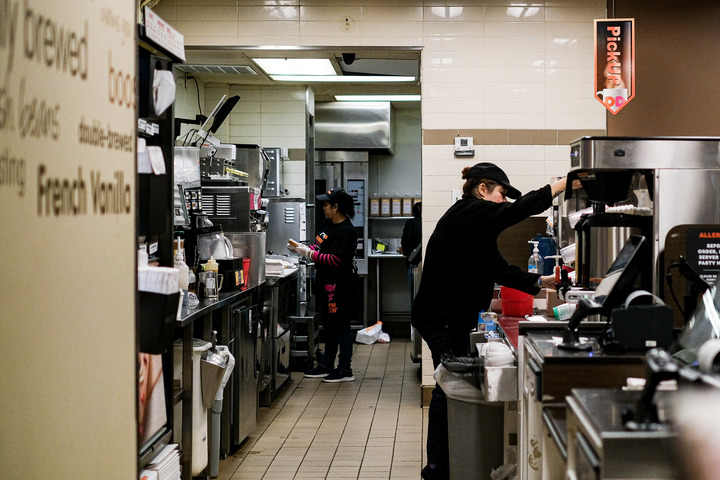 见闻1.png 7b8078d0702a4516b81083fb9951a838.png