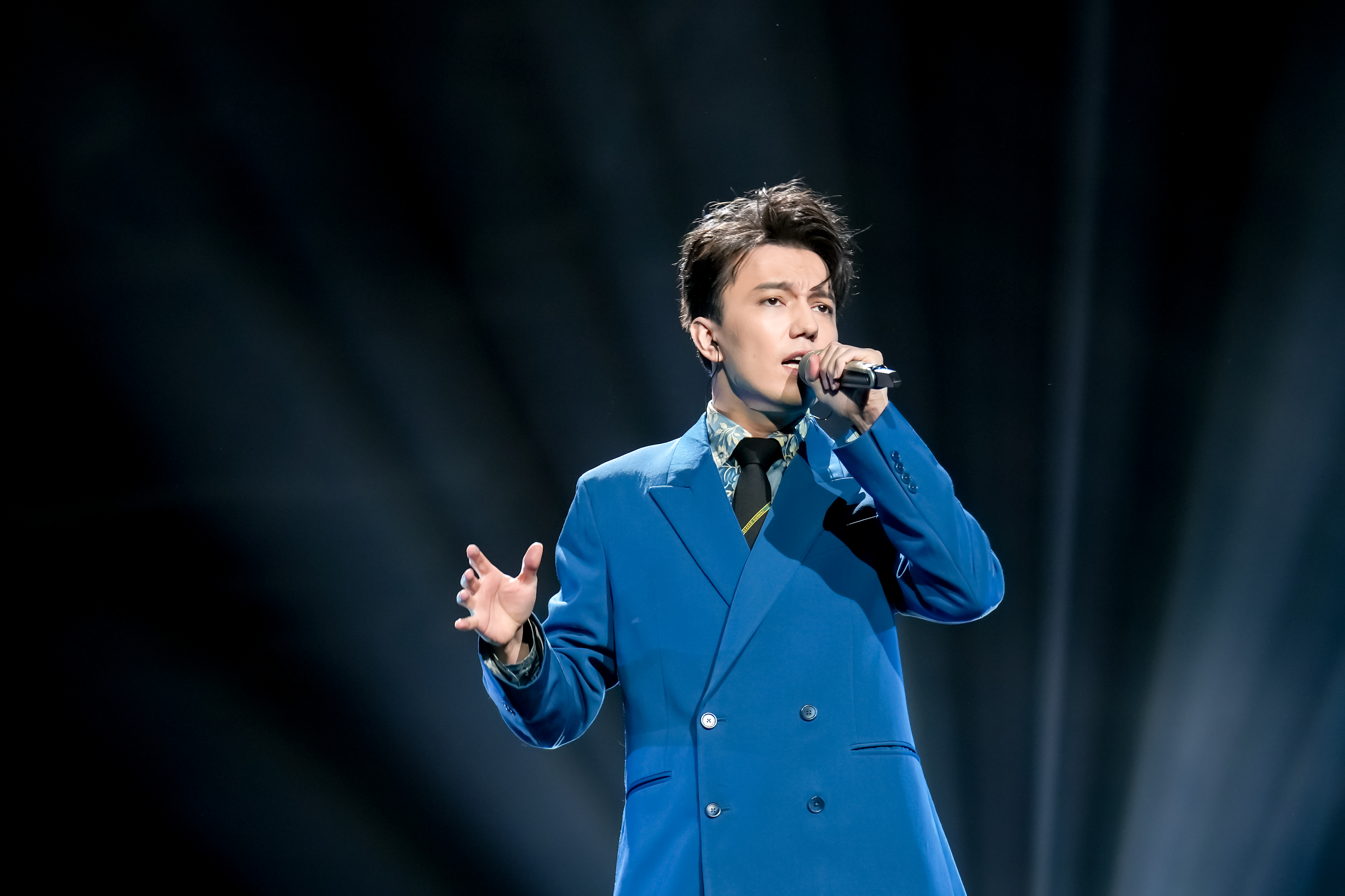 ZHH03897.JPG ZHH03897.JPG