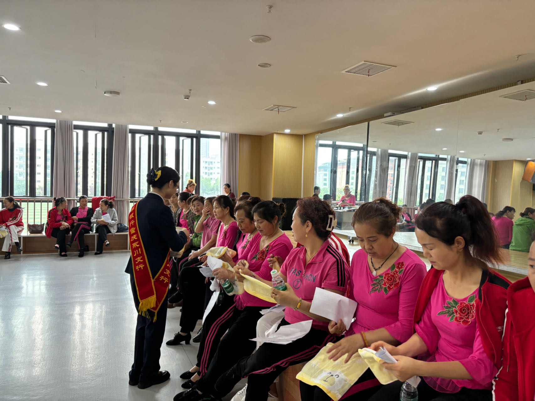 图片4.png 99a8372129cf4978b1a9b20ae3550253.png