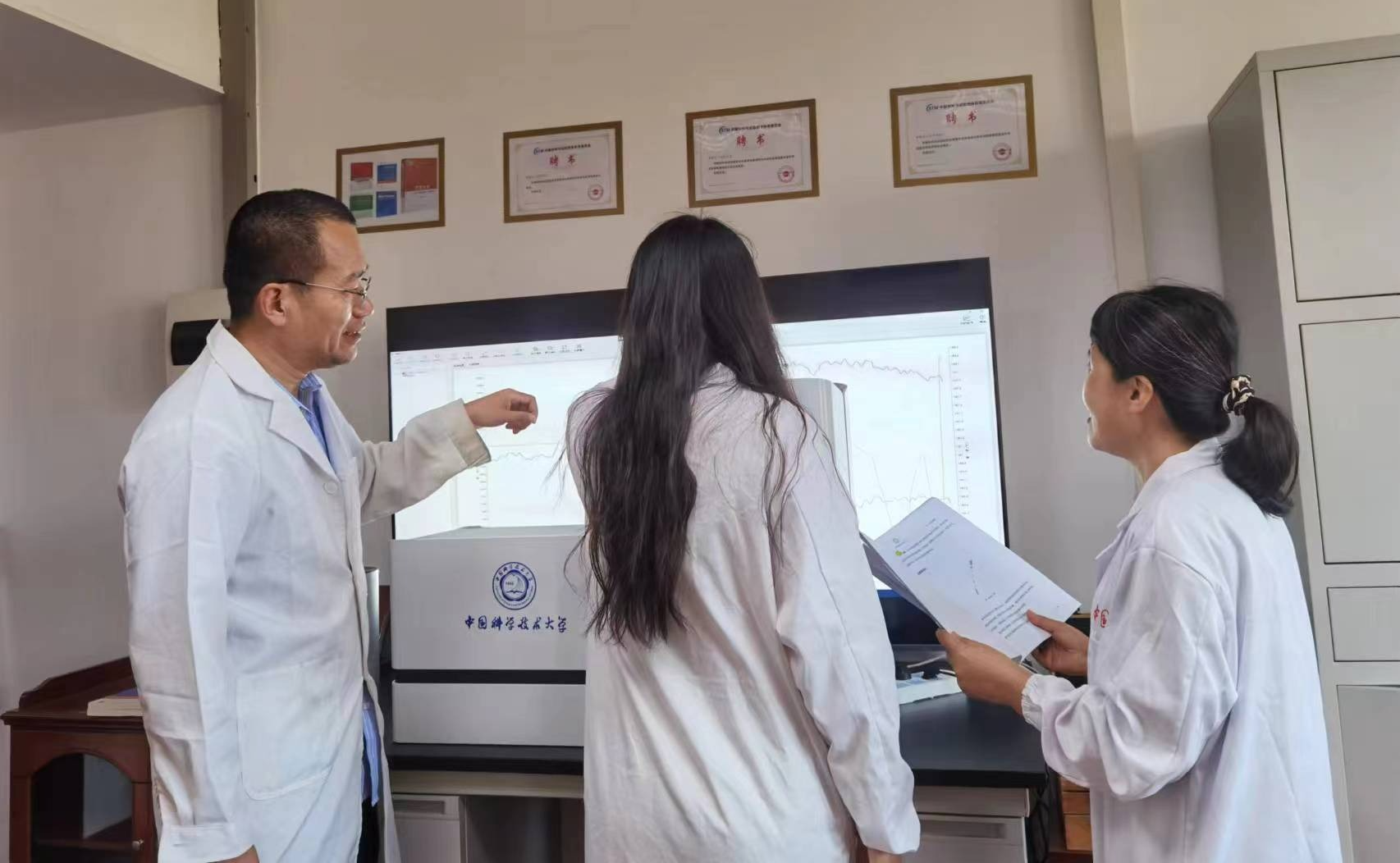 4ed144d5719af6107f0a9710de034d45.jpg 4ed144d5719af6107f0a9710de034d45.jpg