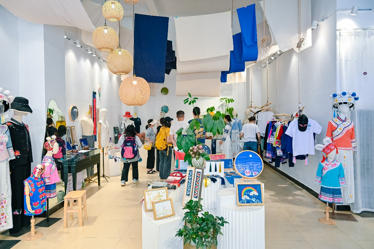 图片3.png f3dbf5d2f9954b6385ff8e9ee7ca8d99.png