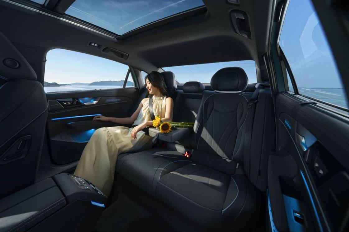 image004.jpg 8ba1dd3230154f158284a3d9312edceb.jpeg