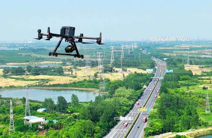 “低空”何以“经济”? - 图片 (6).jpeg 55561fafdcb14c0fa4d22f7d1dfbe43c.jpeg