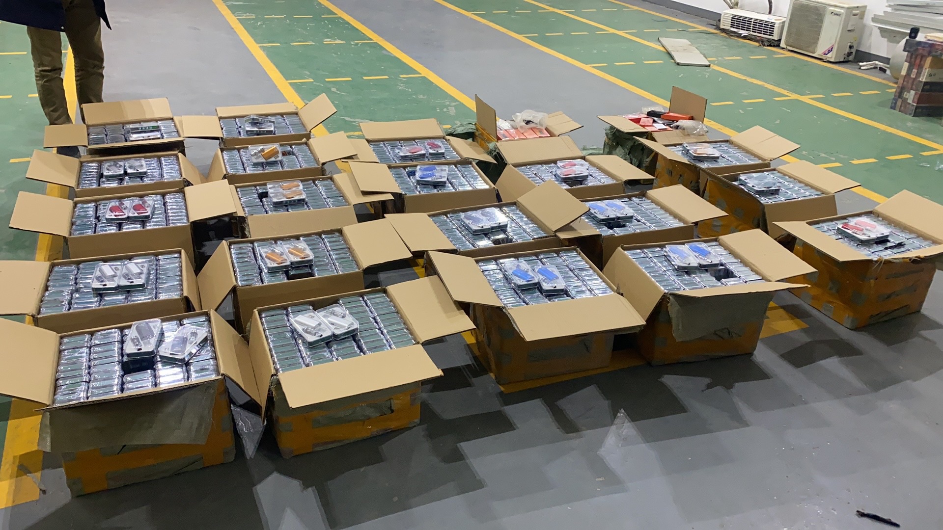 0c1e70d653a845e8b16a75f1f4d21f19.jpg 0c1e70d653a845e8b16a75f1f4d21f19.jpg