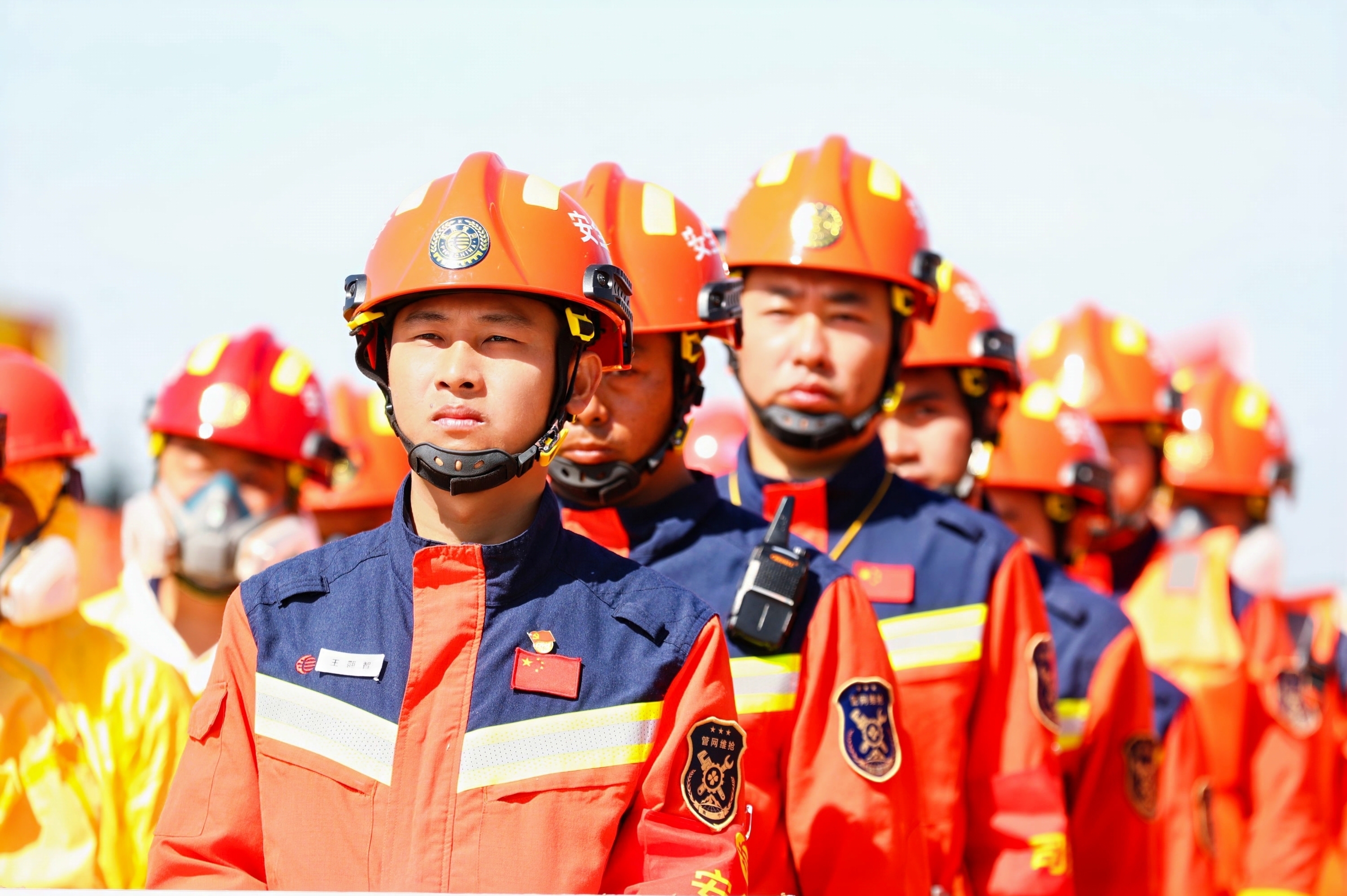 003.jpg 438b31f5e38f44ffb1cdfaae01035043.jpeg