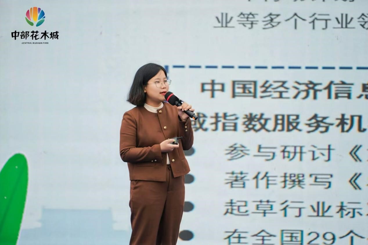 11.jpg 8aa7a5aab8fa45a39cf636c26c576298.jpeg