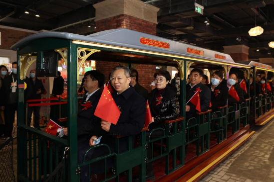 “双茂联动”再建一城  百强中心·十堰环球港双MALL商业“航母”今日启航v (1)1883.png