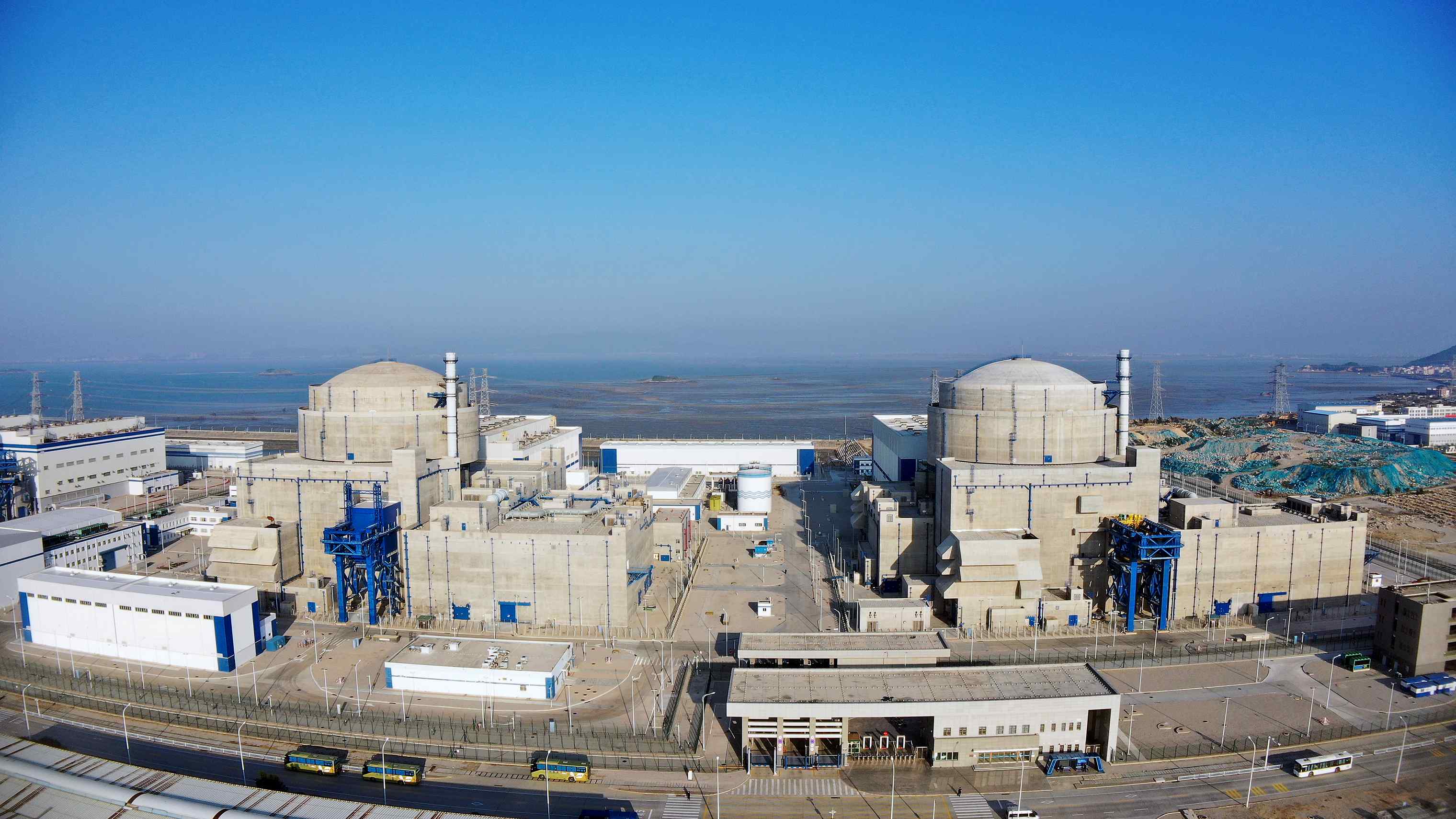 中核集团"华龙一号"示范工程全面建成投运 - 中国金融信息网