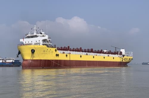 集运公司江海直达船"湘水运26"轮(湖南远洋集装箱运输有限公司))(1)