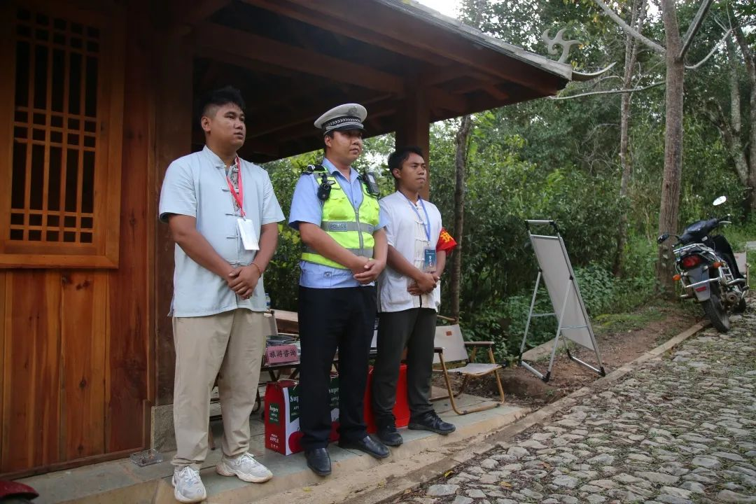 41559f2ec05c405cadd6ba9b7cd580a9