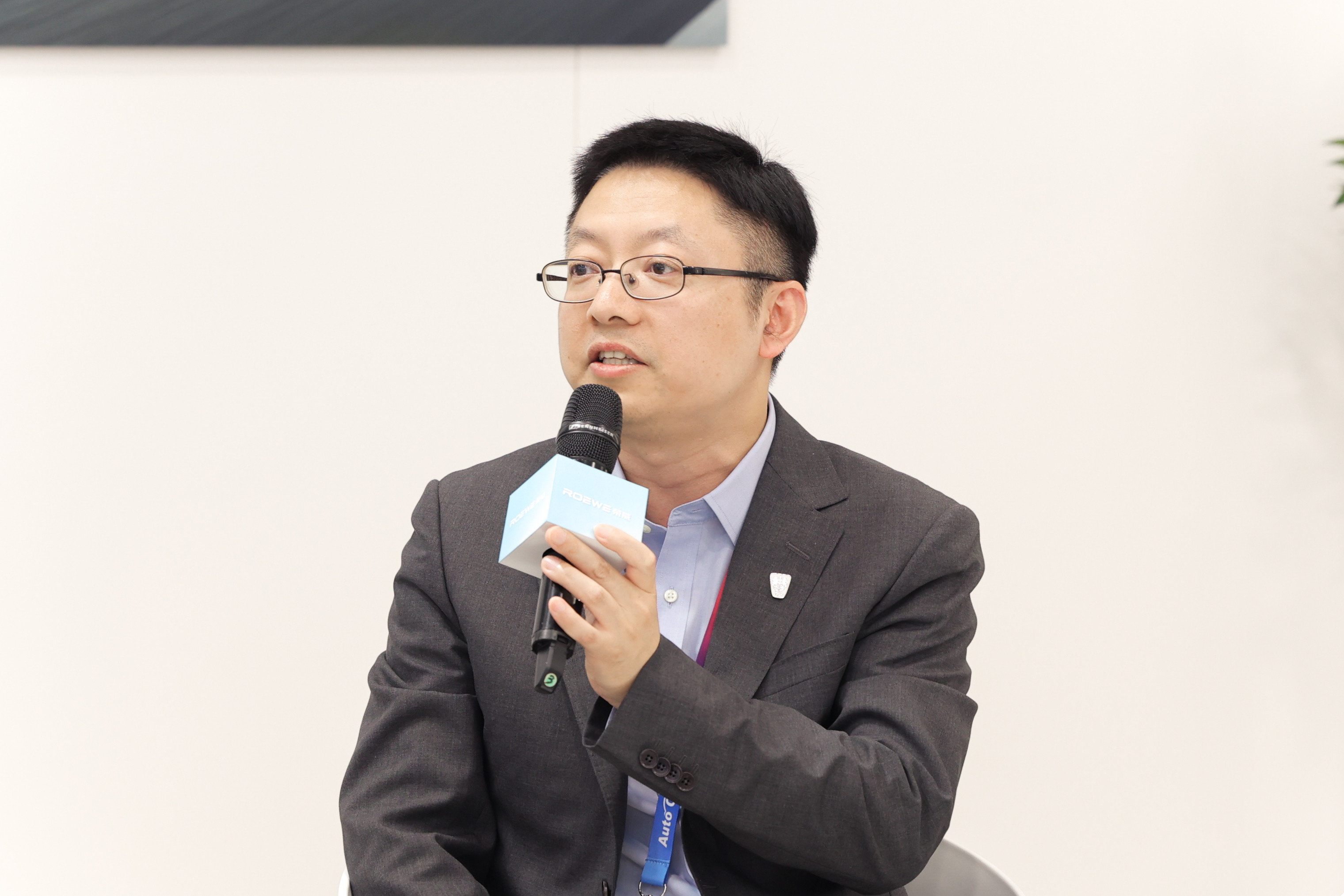 上汽荣威品牌事业部市场及公关总监 骆樊承.jpg