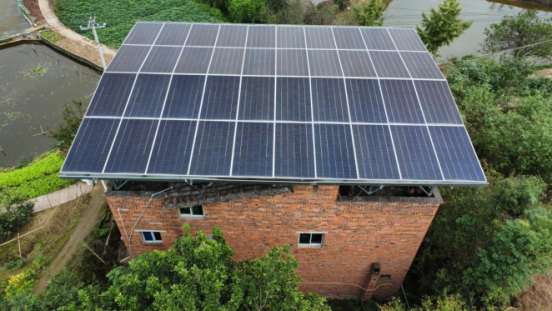 10.25重庆璧山：装上屋顶光伏 享受“阳光红利” (定稿)477.png